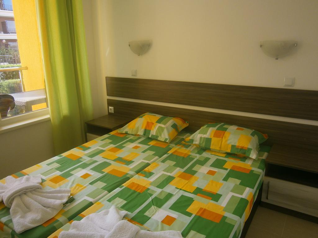 Anna Marina Apartments Sveti Vlas Kamer foto