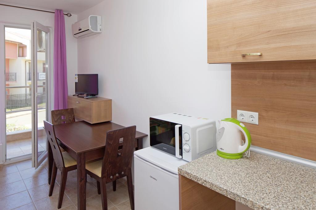 Anna Marina Apartments Sveti Vlas Buitenkant foto