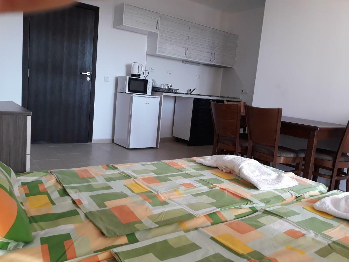 Anna Marina Apartments Sveti Vlas Buitenkant foto