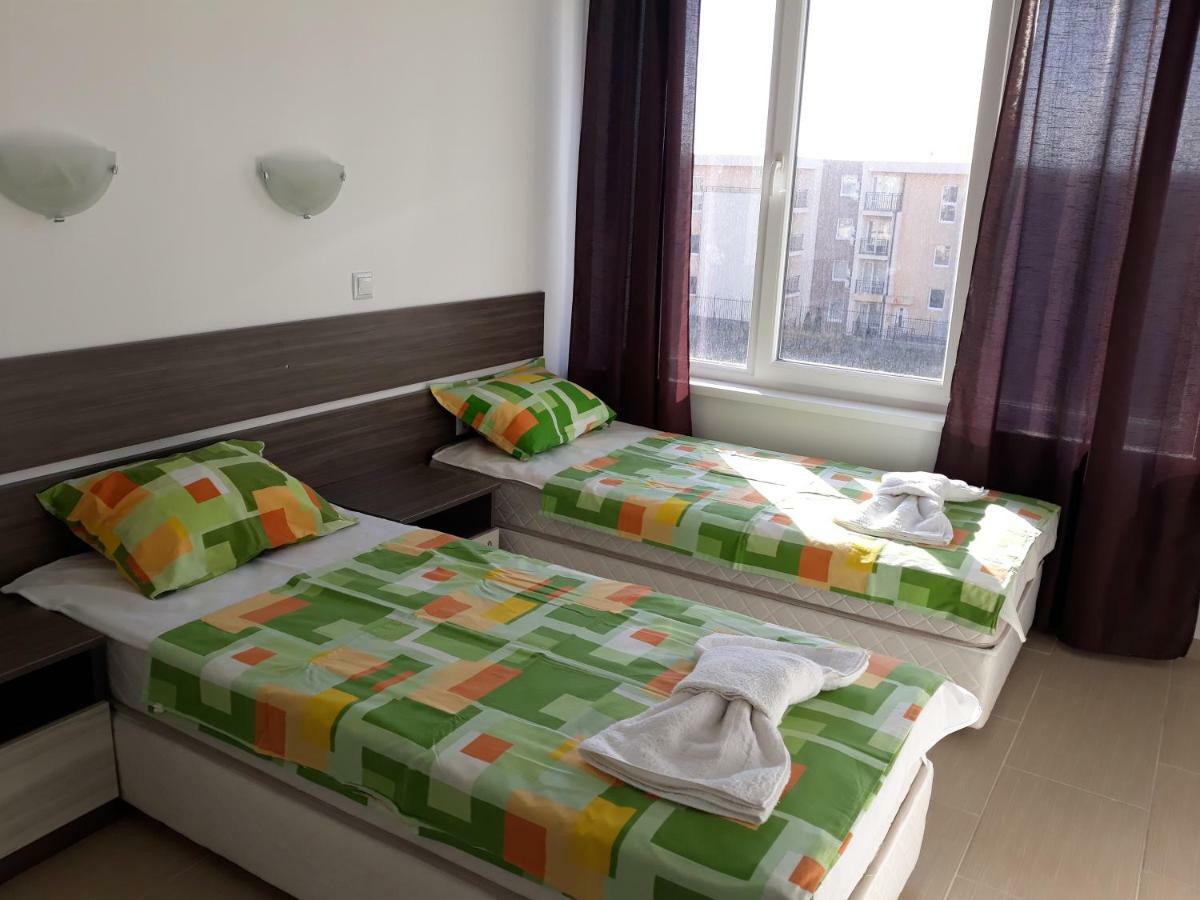 Anna Marina Apartments Sveti Vlas Buitenkant foto